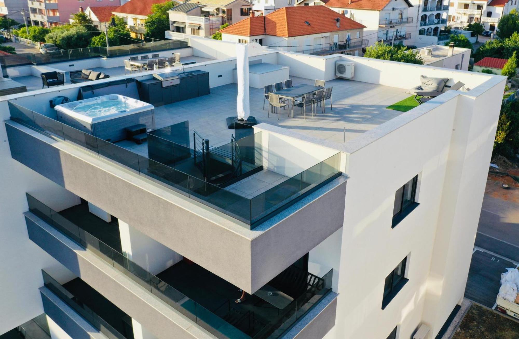 Fux Luxury Rooftop Terrace Jacuzzi & Bbq Zadar Dış mekan fotoğraf